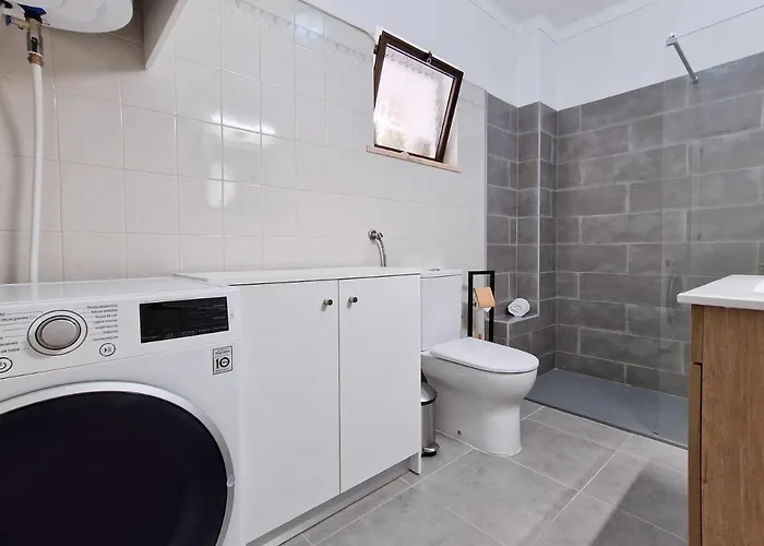 Dona Marqueza - Wifi, Ac, & Centro 350m Apartamento Carvoeiro (Lagoa)
