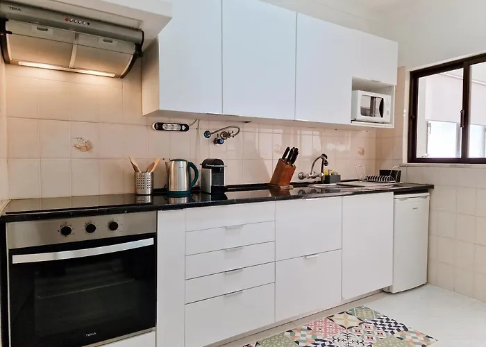 Dona Marqueza - Wifi, Ac, & Centro 350m Apartamento Carvoeiro (Lagoa)
