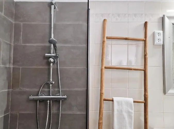 Dona Marqueza - Wifi, Ac, & Centro 350m 아파트 카르보에이루